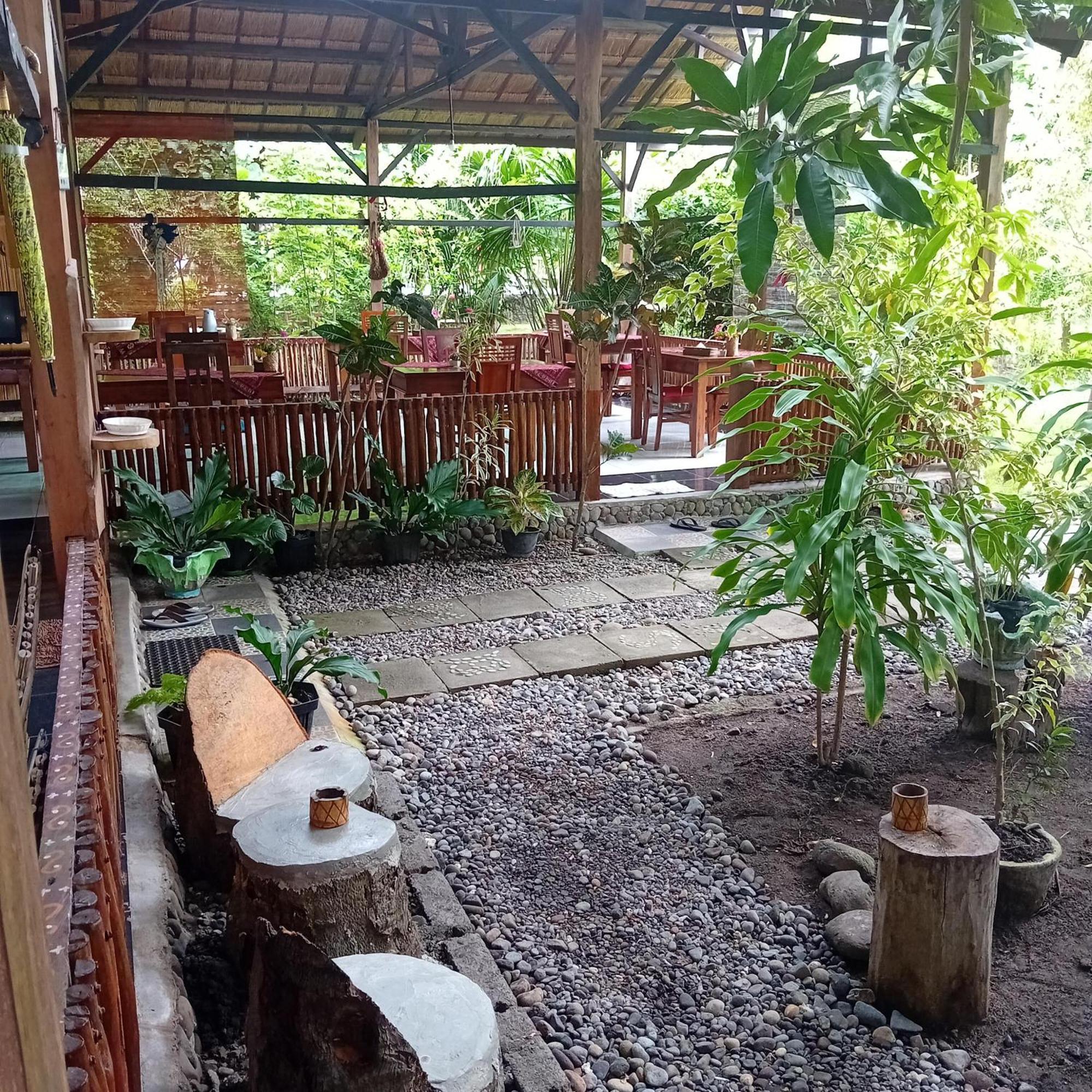 Budi Sun Resort Maumere Dış mekan fotoğraf